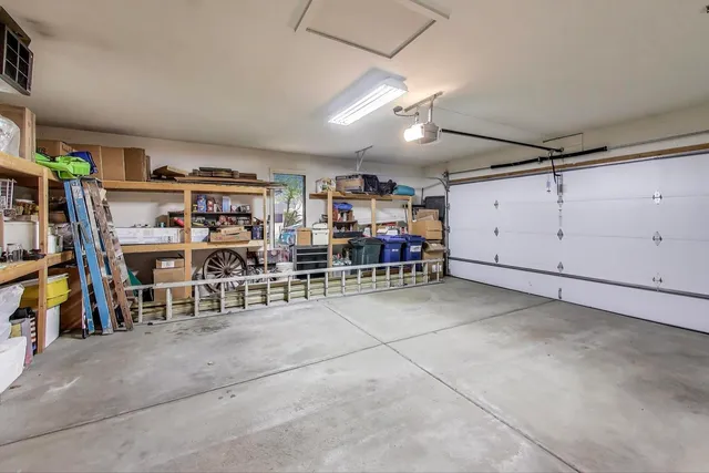 $705,000 | 336 Rivershire Court, Lincolnshire, IL 60069