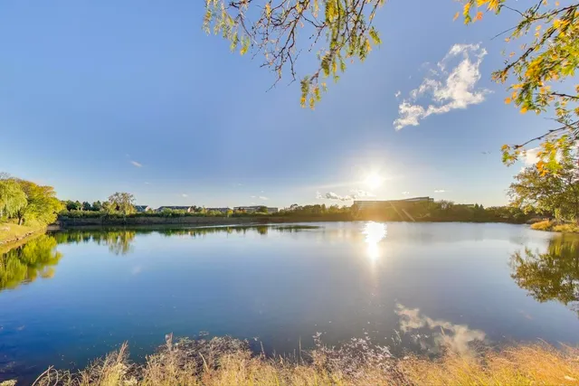 $705,000 | 336 Rivershire Court, Lincolnshire, IL 60069