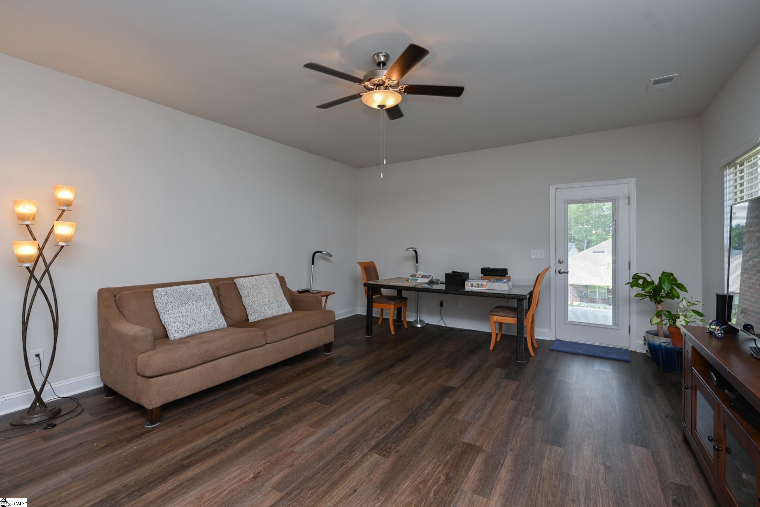 1049 Spruce Grove Road Duncan, SC 29334 - Photo 15 of 28 Gallery Image 15