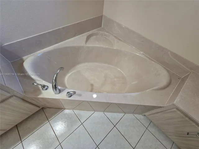 $359,000 | 7206 North Glenridge Circle, Citrus Springs, FL 34434