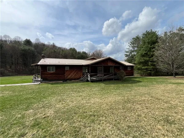 $215,000 | 589 Walls Road, Reynoldsville, PA 15851