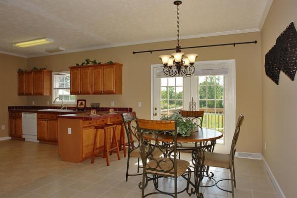 1450 Merriman Way Road Moneta, VA 24121 - Photo 3 of 16 Kitchen and Dining Area