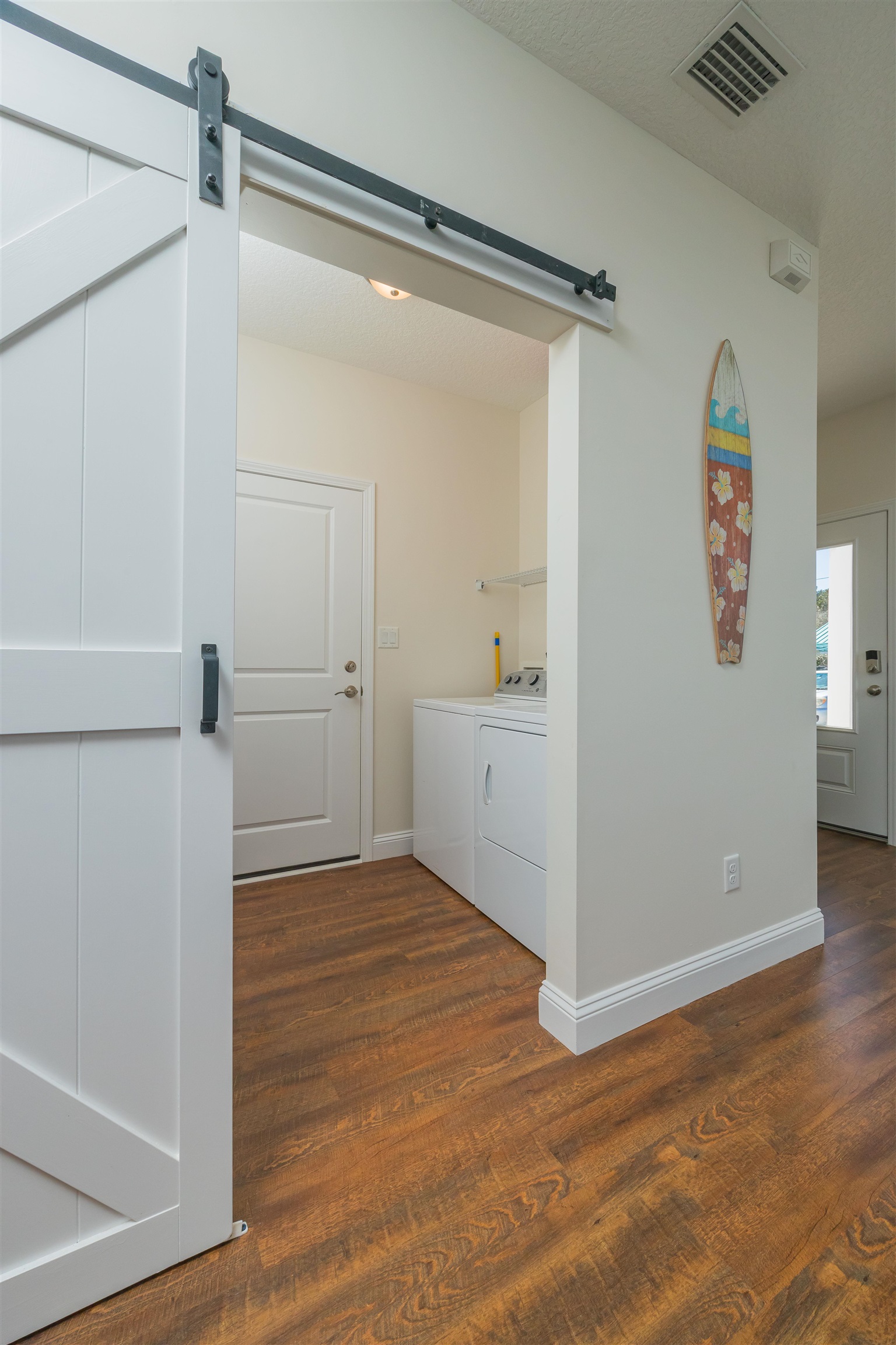 6832 Middleton Avenue St. Augustine, FL 32080 - Photo 6 of 47 a view of an empty room