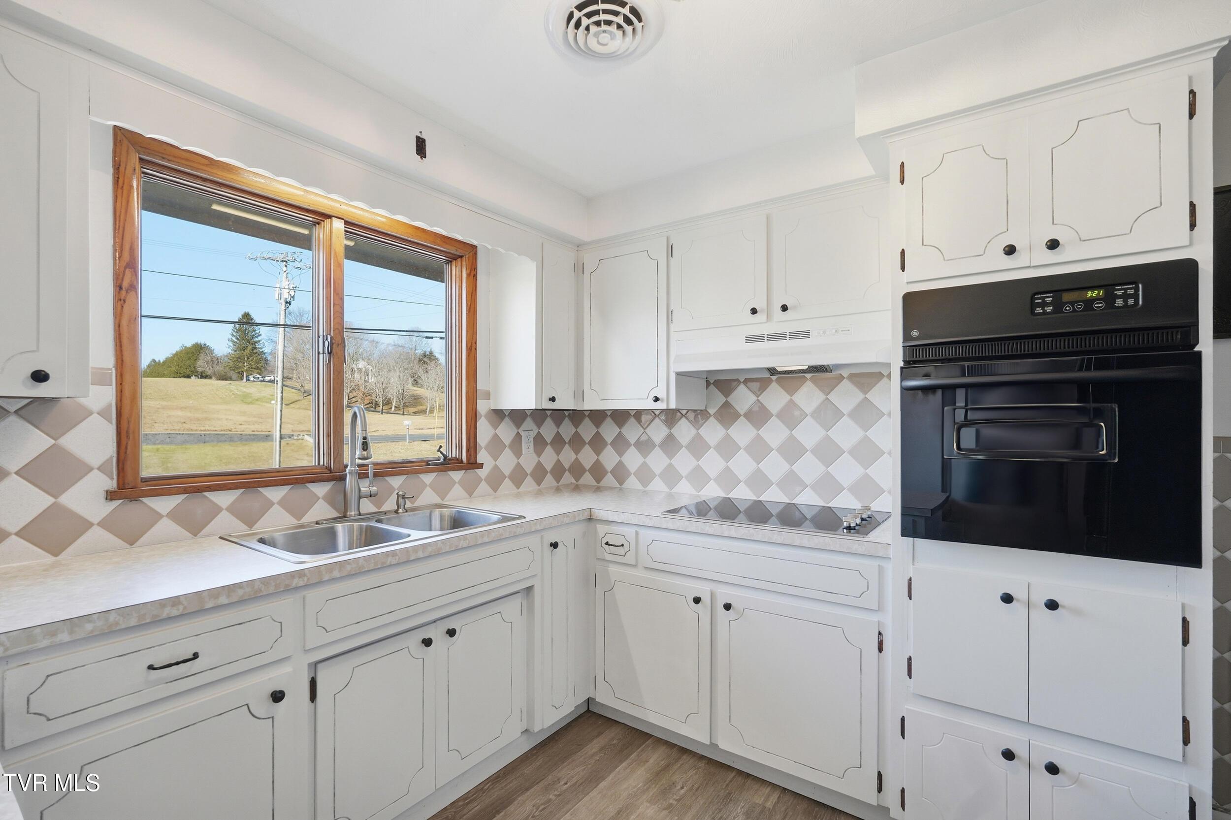 6212 Hurricane Road Wise, VA 24293 - Photo 12 of 31 12_6212 hurricane rd-12