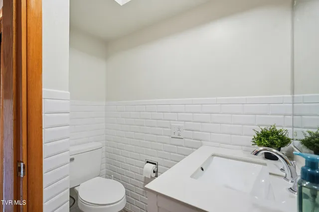 $225,000 | 6212 Hurricane Road, Wise, VA 24293