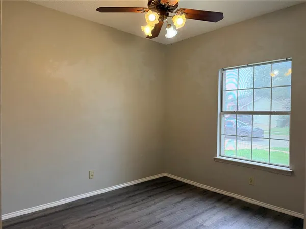 $2,195 | 6709 Pecanwood Drive, Arlington, TX 76001