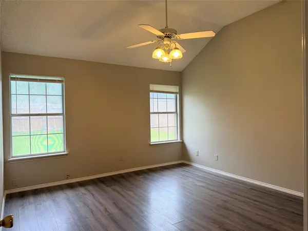 $2,195 | 6709 Pecanwood Drive, Arlington, TX 76001