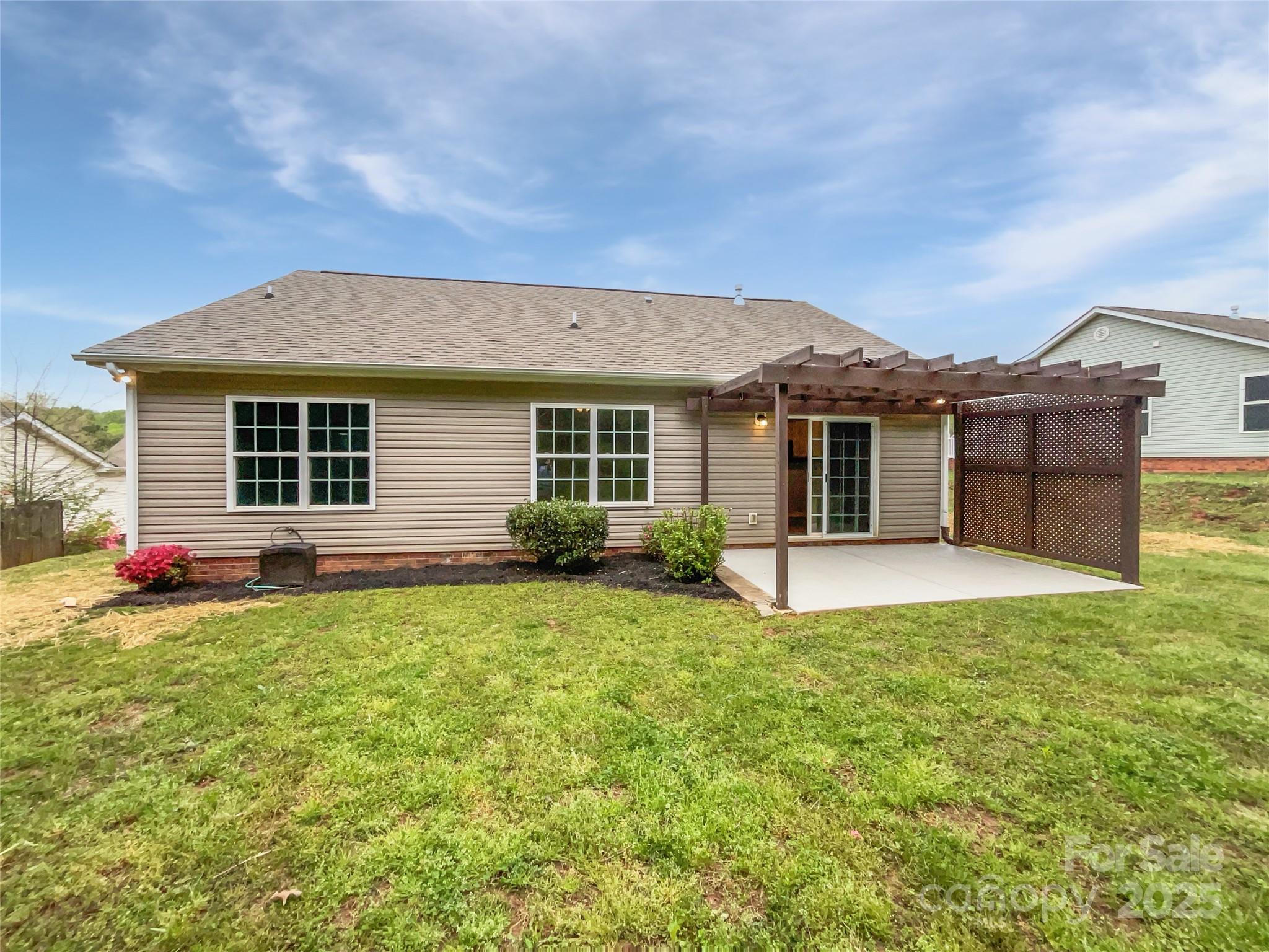 526 Pennyfields Lane Clover, SC 29710 - Photo 8 of 20 Gallery Image 8