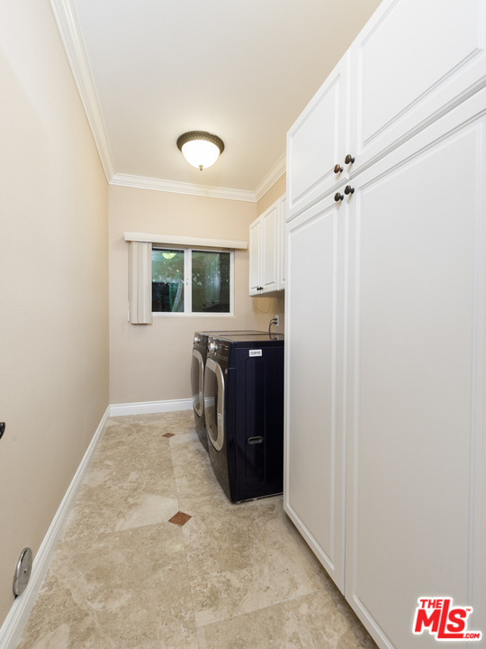 3975 Alla Road Los Angeles, CA 90066 - Photo 14 of 23 Gallery Image 14