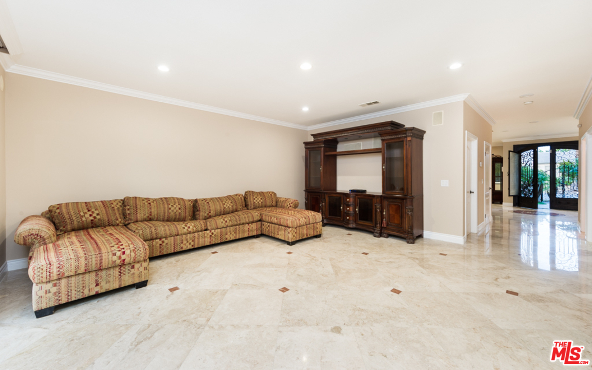 3975 Alla Road Los Angeles, CA 90066 - Photo 10 of 23 Gallery Image 10