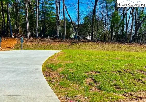 $154,500 | 67 Gleneagles North, Thurmond, NC 28683