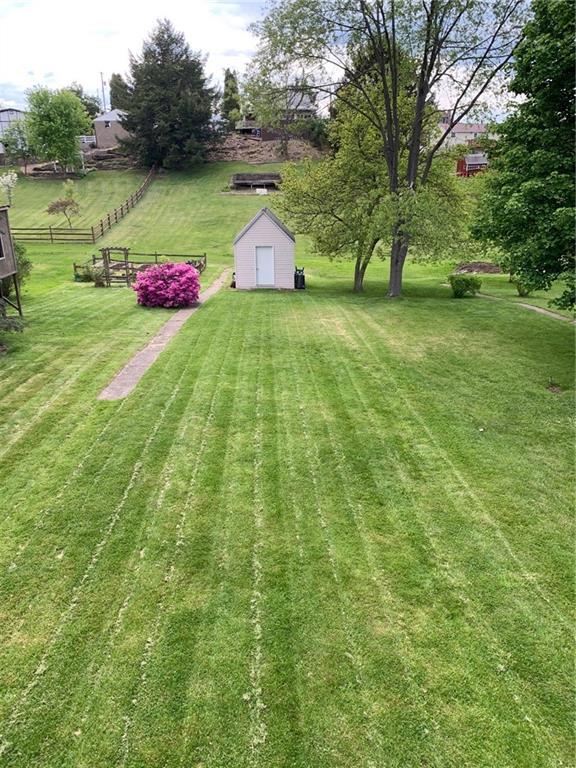1236 Eckert Road Monaca, PA 15061 - Photo 6 of 25 Gallery Image 6
