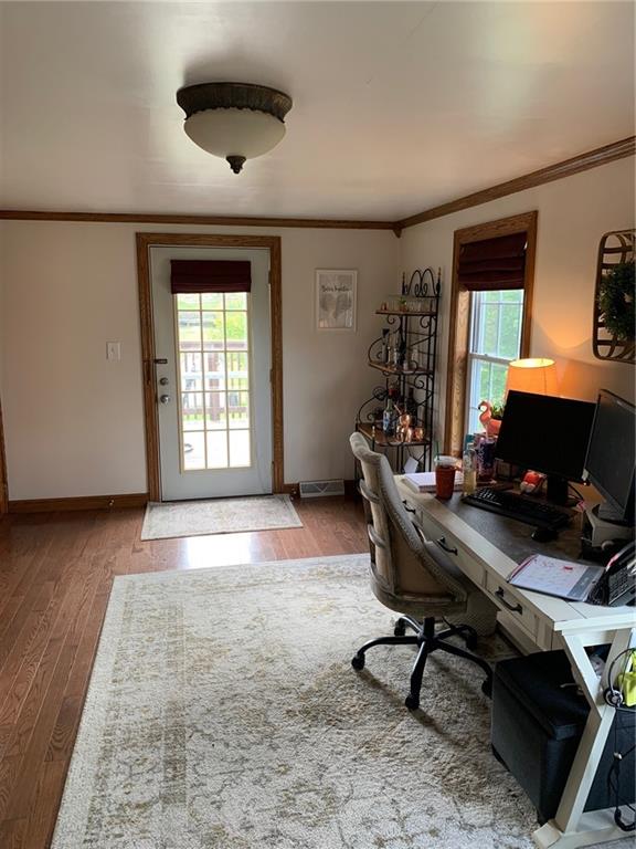 1236 Eckert Road Monaca, PA 15061 - Photo 8 of 25 Gallery Image 8
