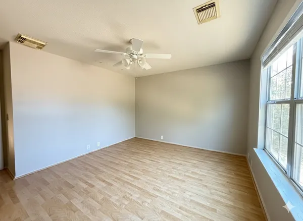 $2,050 | 10307 Sugarbridge Trail, Sugar Land, TX 77498