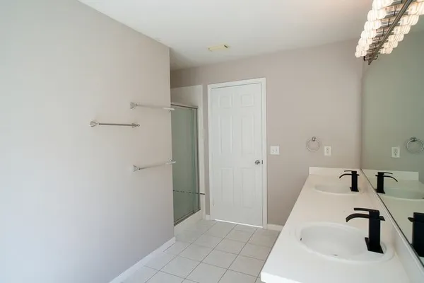 $2,050 | 10307 Sugarbridge Trail, Sugar Land, TX 77498