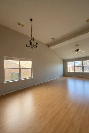 $2,050 | 10307 Sugarbridge Trail, Sugar Land, TX 77498