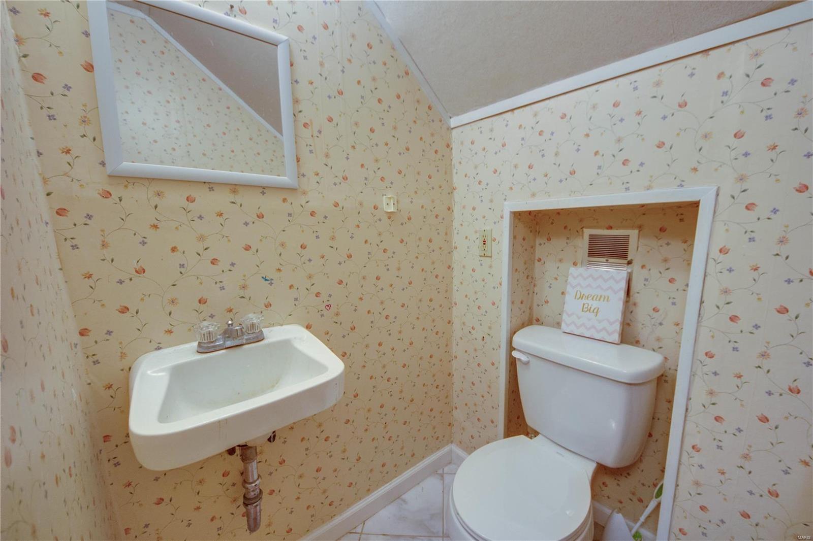 402 Doerr Street Roxana, IL 62084 - Photo 20 of 27
