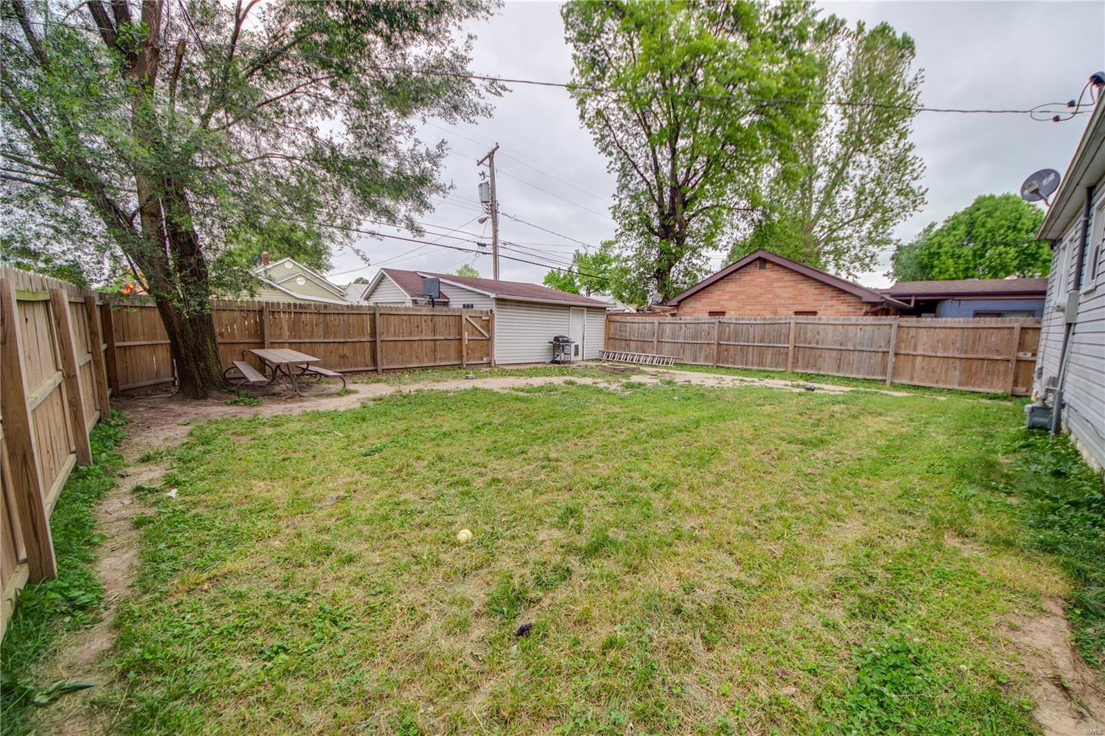 402 Doerr Street Roxana, IL 62084 - Photo 23 of 27