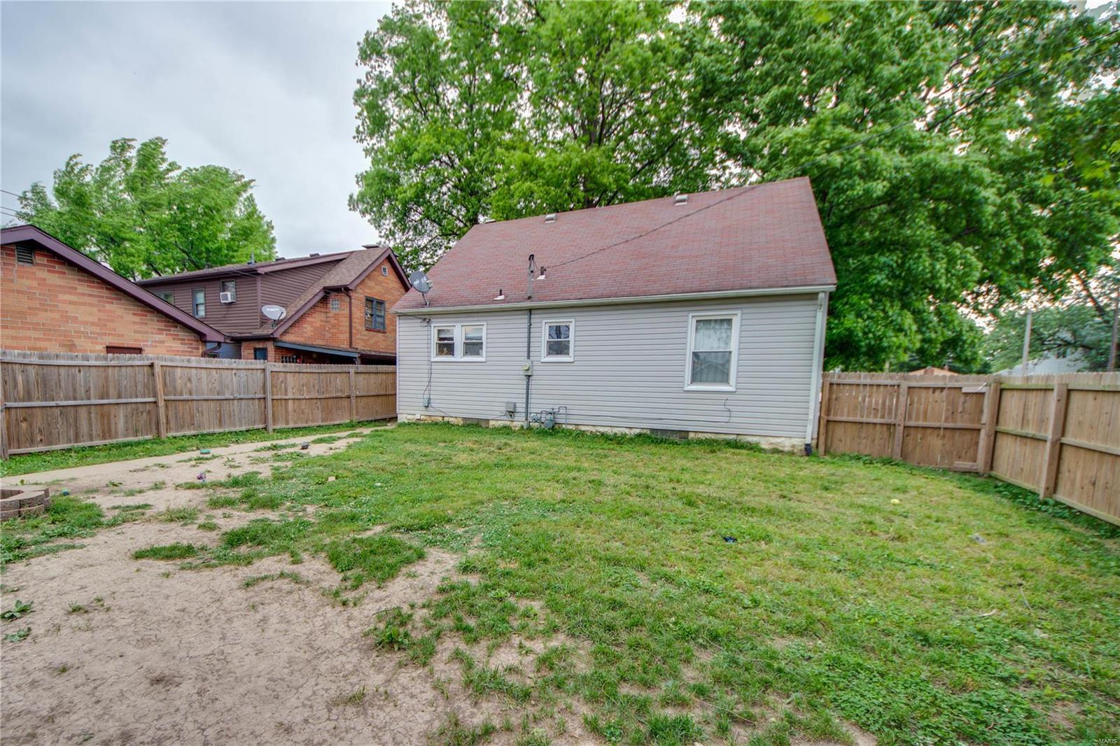 402 Doerr Street Roxana, IL 62084 - Photo 24 of 27