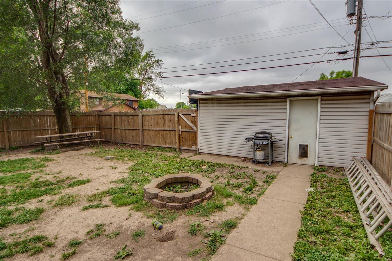 402 Doerr Street Roxana, IL 62084 - Photo 26 of 27