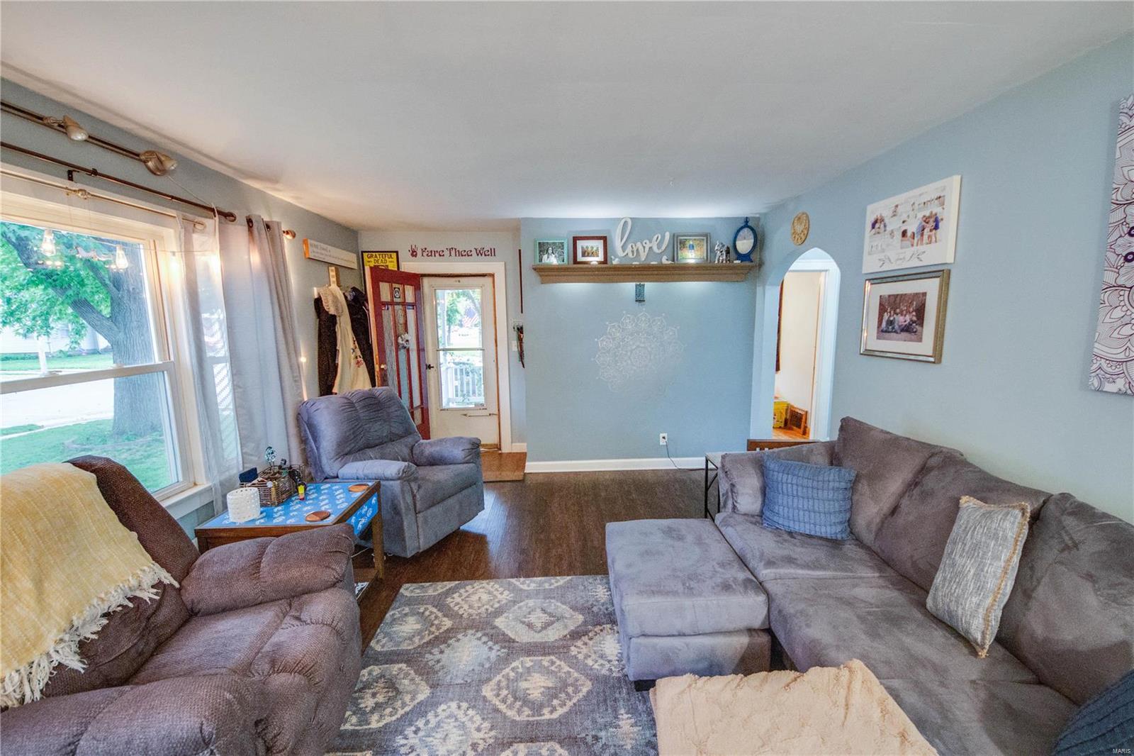 402 Doerr Street Roxana, IL 62084 - Photo 6 of 27