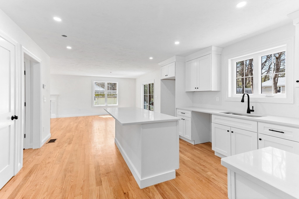 123 Center Street Raynham, MA 02767 - Photo 15 of 41