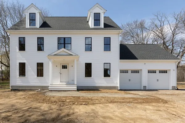 $819,999 | 123 Center Street, Raynham, MA 02767