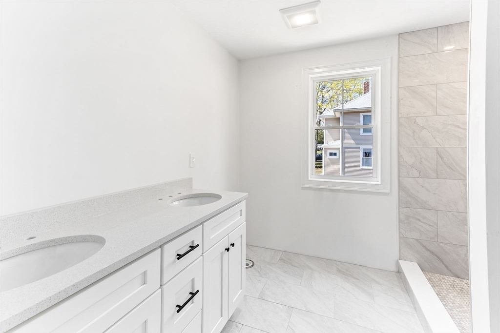 123 Center Street Raynham, MA 02767 - Photo 31 of 41