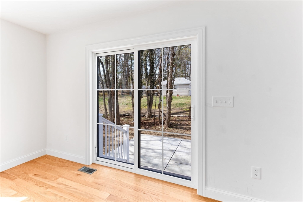 123 Center Street Raynham, MA 02767 - Photo 8 of 41