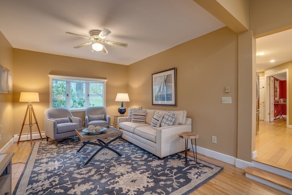 141 Perkins Row Topsfield, MA 01983 - Photo 17 of 37