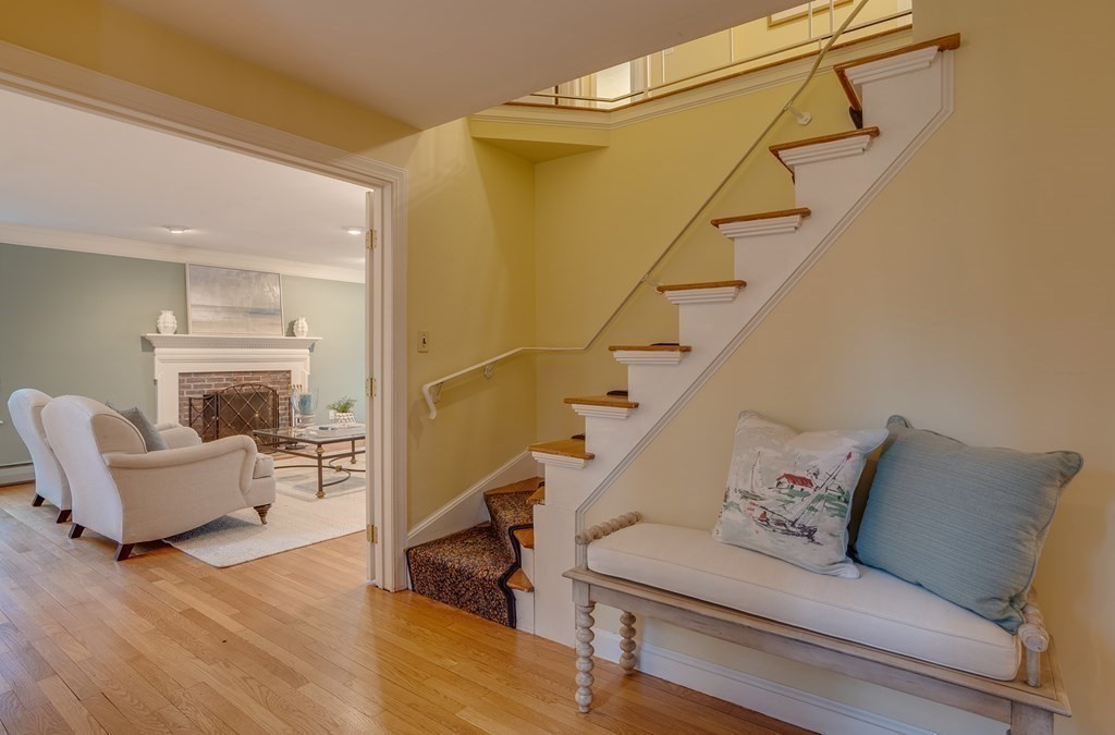 141 Perkins Row Topsfield, MA 01983 - Photo 22 of 37