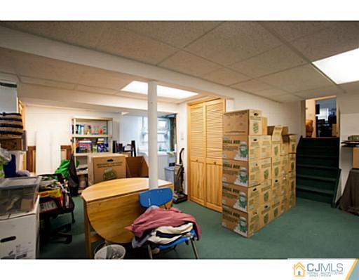 5 Rieder Road Edison, NJ 08817 - Photo 15 of 16 Gallery Image 15