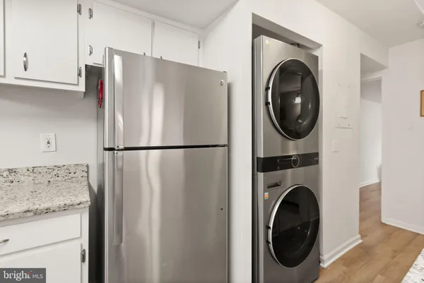 $2,250 | 2042 Royal Fern Court, Unit 1B, Reston, VA 20191