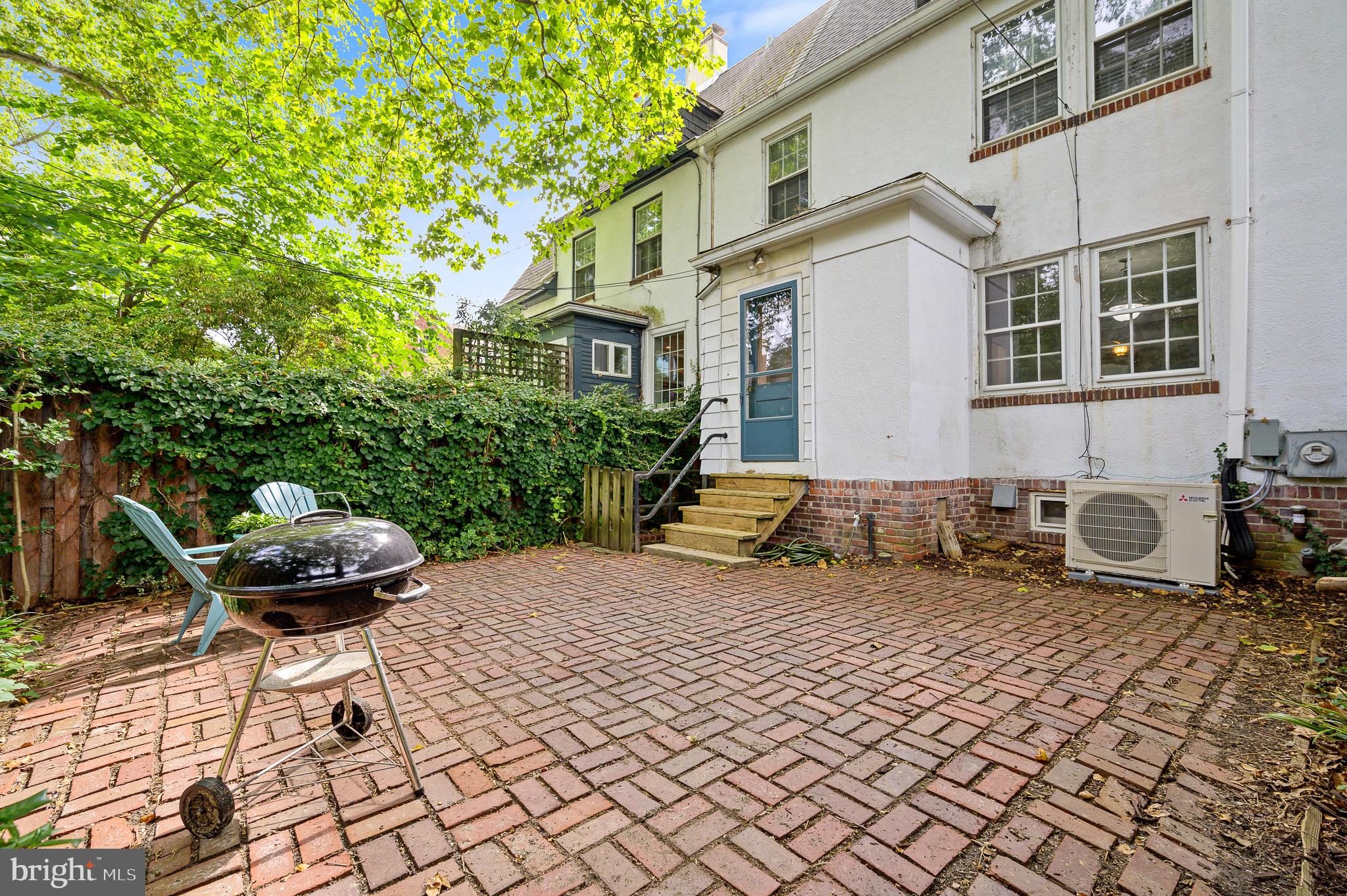 711 Nottingham Road Wilmington, DE 19805 - Photo 19 of 20 Lovely English style back patio