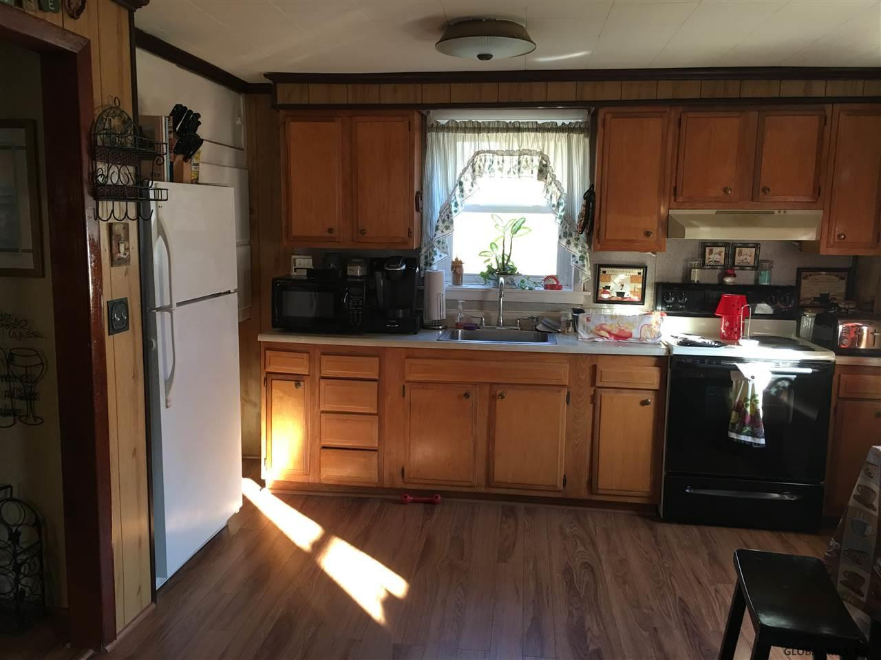 1095-1093 Shave Road Schenectady, NY 12303 - Photo 5 of 14 Photo 5