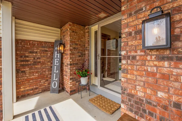 $430,000 | 15878 East Old Orchard Road, Bloomington, IL 61705