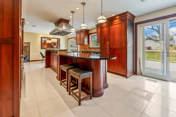 $430,000 | 15878 East Old Orchard Road, Bloomington, IL 61705