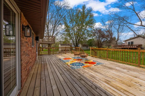 $430,000 | 15878 East Old Orchard Road, Bloomington, IL 61705