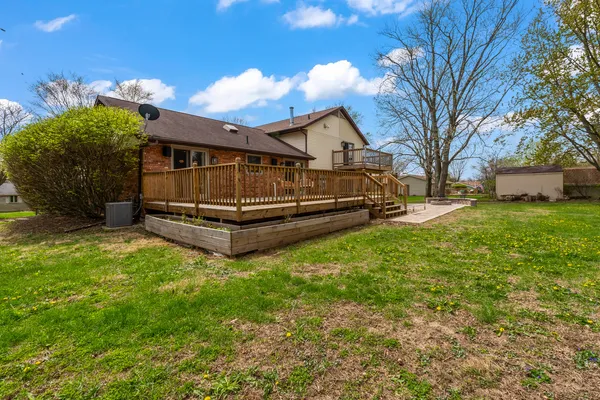 $430,000 | 15878 East Old Orchard Road, Bloomington, IL 61705