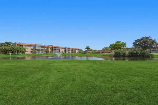 $110,000 | 9861 Sunrise Lakes Boulevard, Unit 101, Sunrise, FL 33322