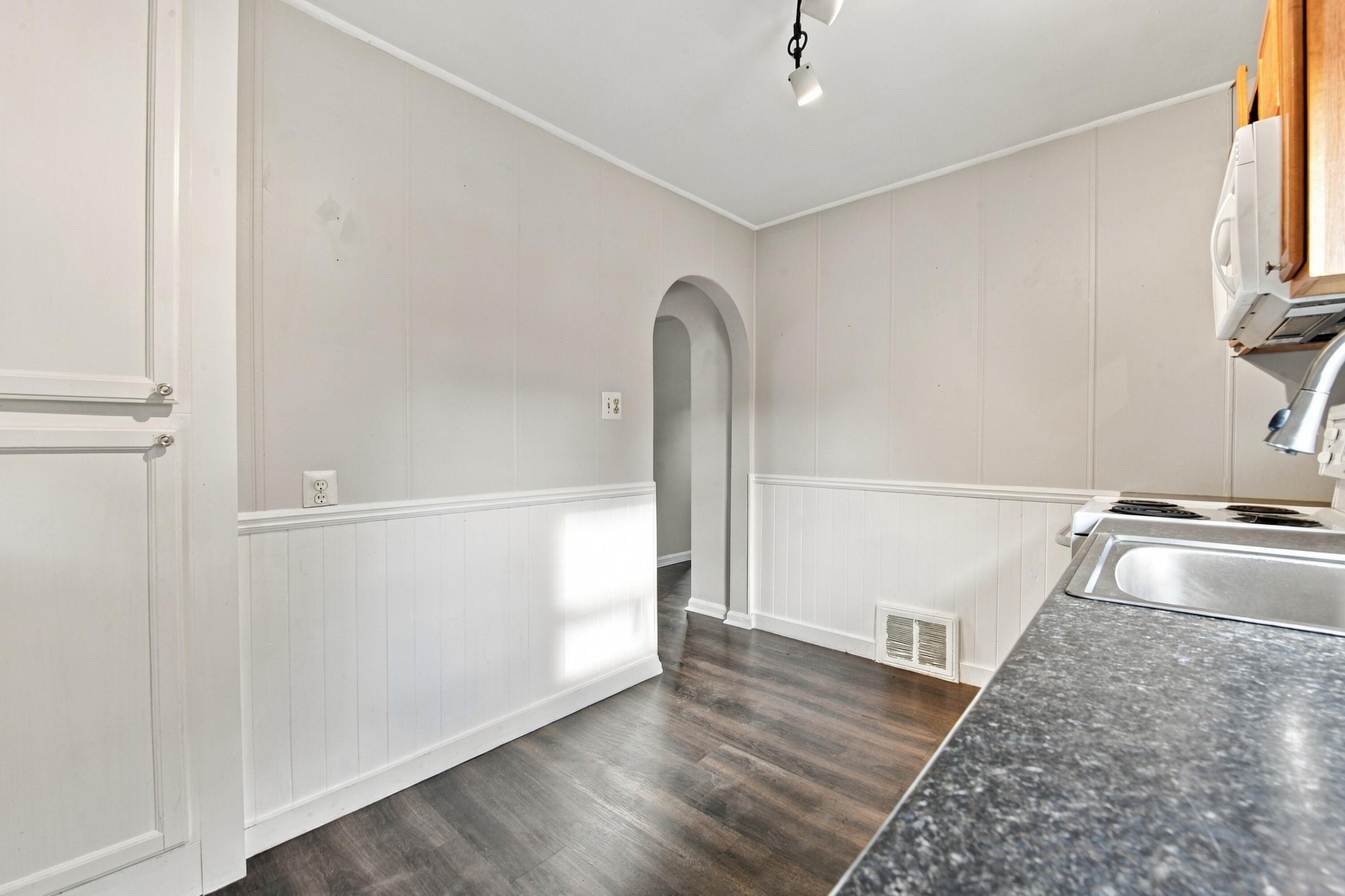 30205 Six Mile Road Livonia, MI 48152 - Photo 12 of 21 22-print-30205-six-mile-rd