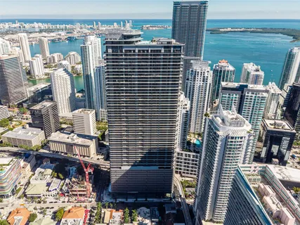 $2,790,000 | 1000 Brickell Plaza, Unit 2402, Miami, FL 33131