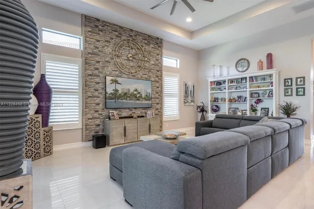 $959,000 | 11825 Kalmar Circle North, Parkland, FL 33076