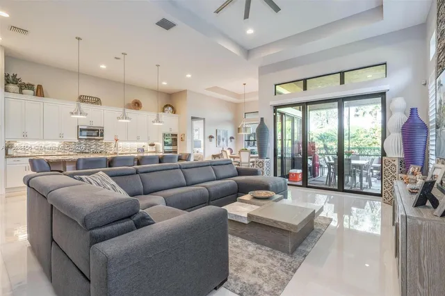 $959,000 | 11825 Kalmar Circle North, Parkland, FL 33076