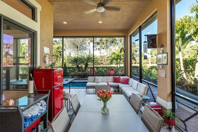 $959,000 | 11825 Kalmar Circle North, Parkland, FL 33076