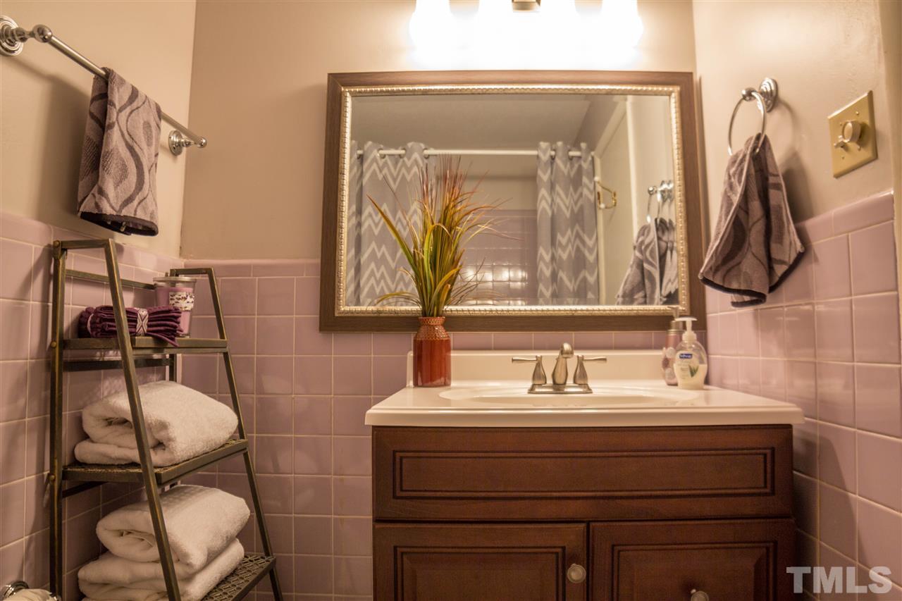 605 Dartmouth Road Raleigh, NC 27609 - Photo 22 of 25