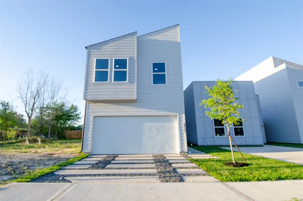 $2,249 | 2832 Mansfield Street, Houston, TX 77091