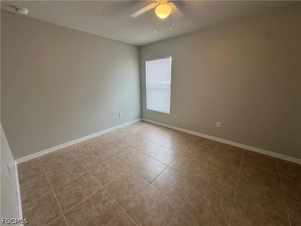 $1,600 | 1020-1022 Northeast 8th Place, Cape Coral, FL 33909