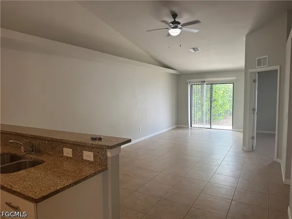 $1,600 | 1020-1022 Northeast 8th Place, Cape Coral, FL 33909