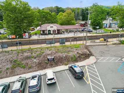 $1,250,000 | 22 Wagon Trail, Mahwah, NJ 07430